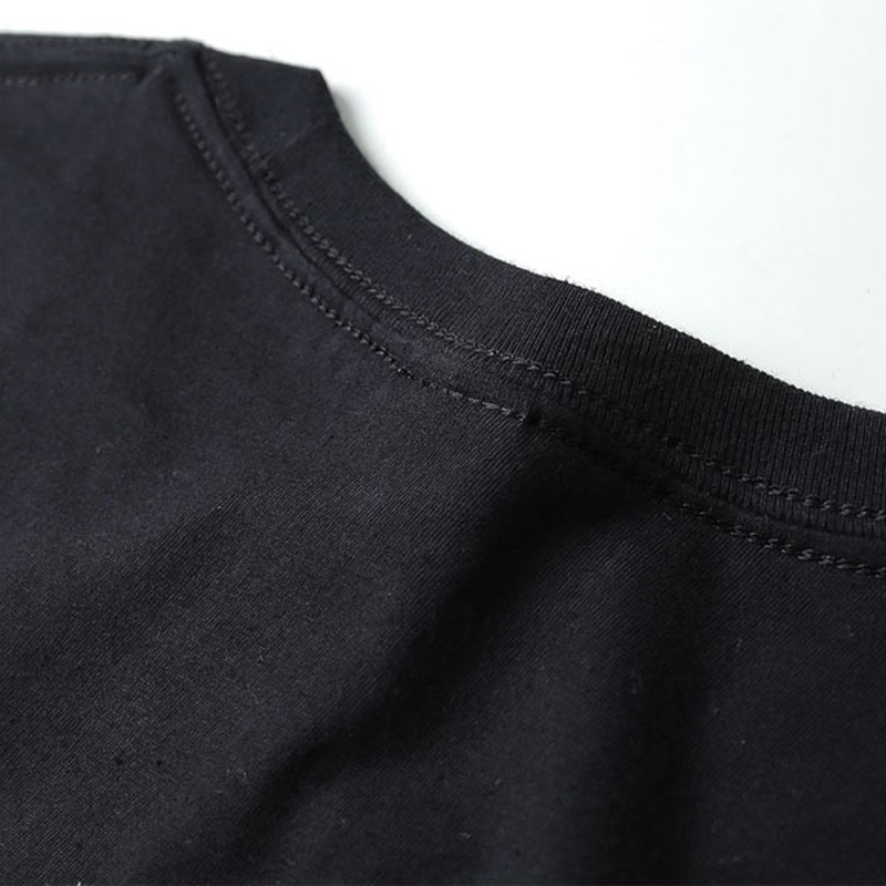 เสื้อยืดสตรีทแวร์รุ่นใหม่ล่าสุ - Streetwear Brands บทวิจารณ์และราคา